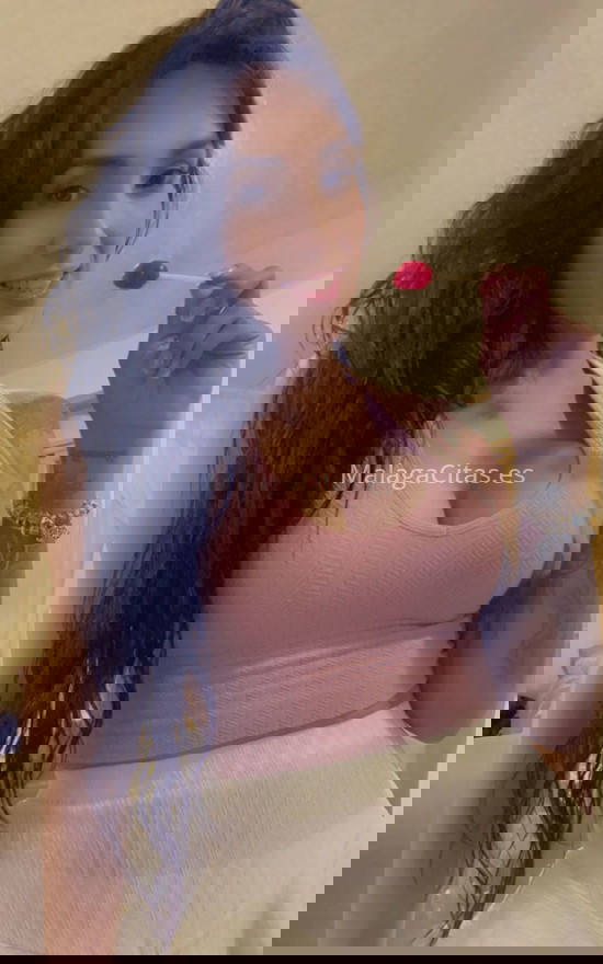 Alexa, linda y femenina trans caribeña . 695469037. Citas en MÁLAGA, MÁLAGA. www.malagacitas.es.