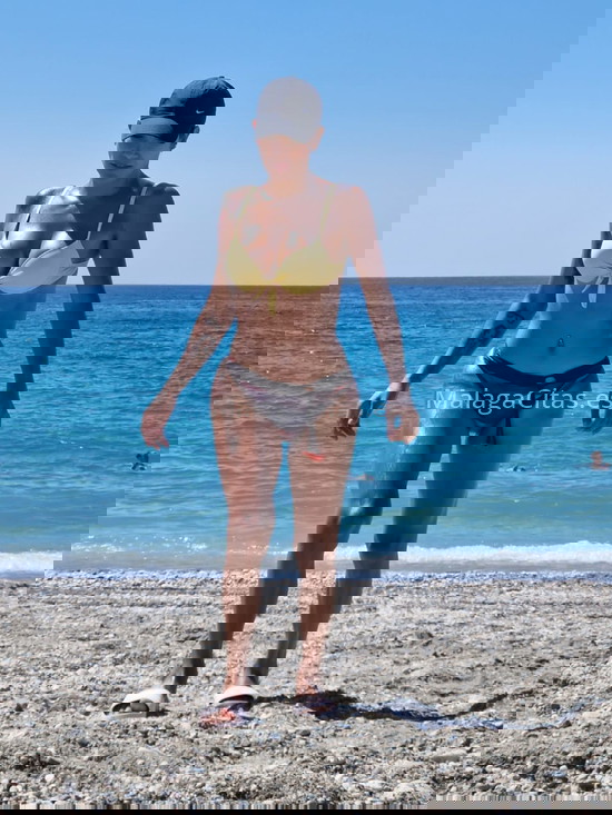 Alexa, linda y femenina trans caribeña . 695469037. Citas en MÁLAGA, MÁLAGA. www.malagacitas.es.