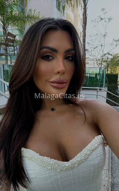 Antonella, modelo brasileña. 637077772. Citas en MÁLAGA, MÁLAGA. www.malagacitas.es.