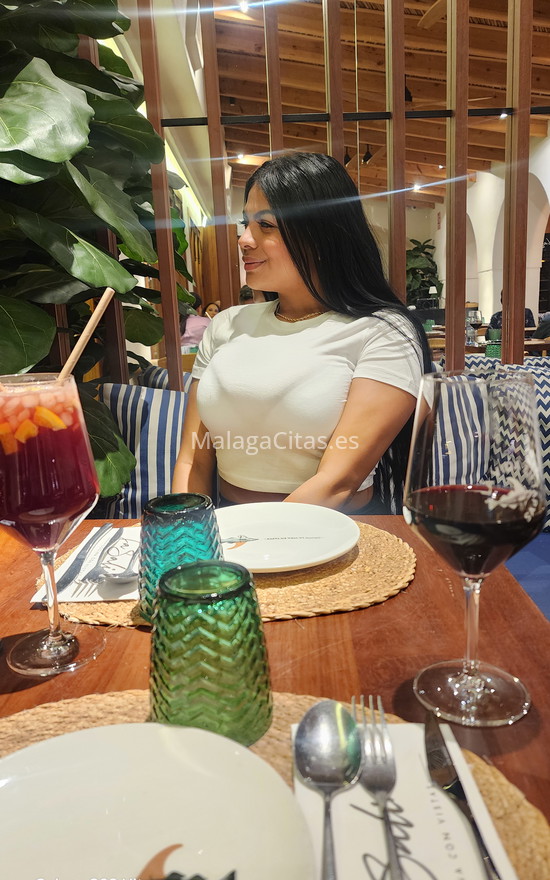 Lorena . 650363883. Citas en MÁLAGA, MÁLAGA. www.malagacitas.es.