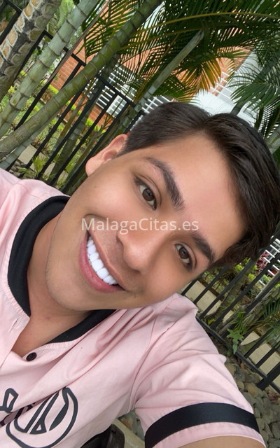 David, chico colombiano . 643031112. Citas en MÁLAGA, MÁLAGA. www.malagacitas.es.
