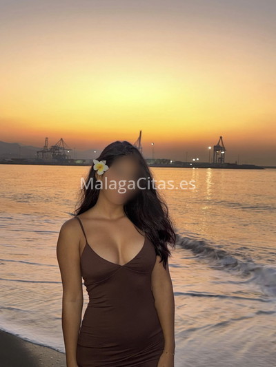Daniela, morena con curvas. 642734019. Citas en MÁLAGA, MÁLAGA. www.malagacitas.es.