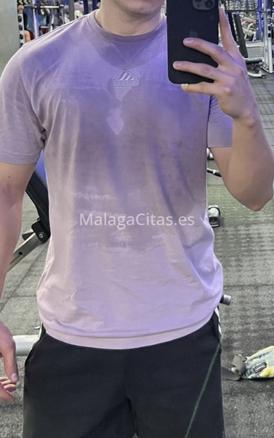 Joven latino fit. 622846136. Citas en MÁLAGA, MÁLAGA. www.malagacitas.es.